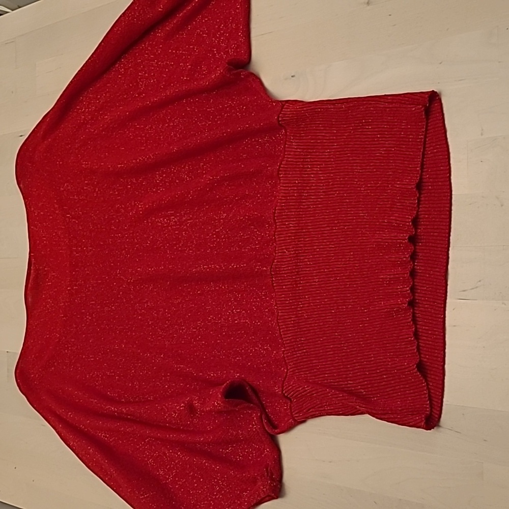 LIKE NEW VTG Nicolette Red Glittery Short Sleeved Fitted Waist Sweater - Picture 11 of 13